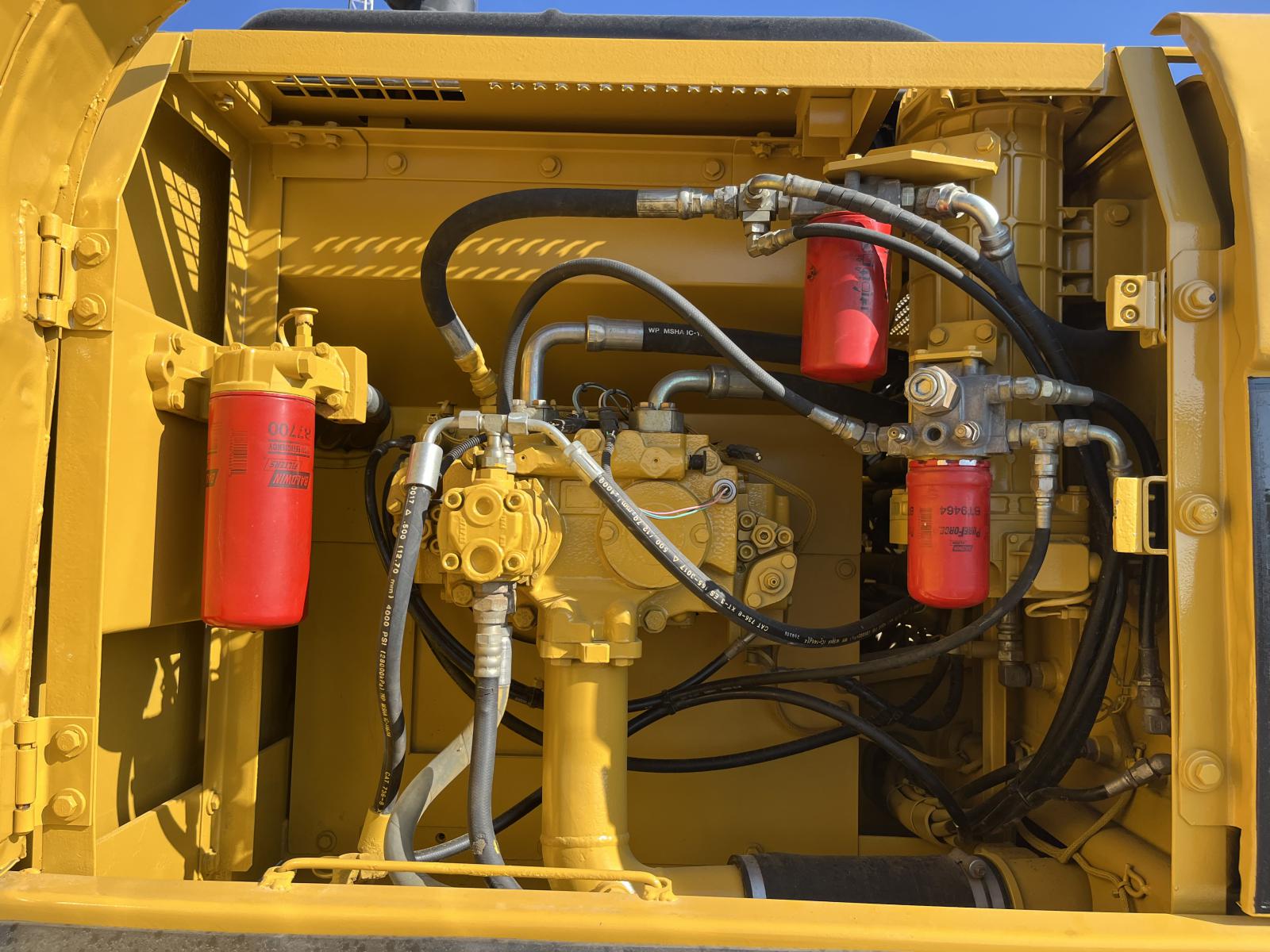 ./imagenes/INVOICE/2019/17349/EXCAVATOR CATERPILLAR 325CL (14).JPG